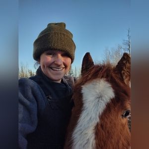 Meet your Posher, Phoenix